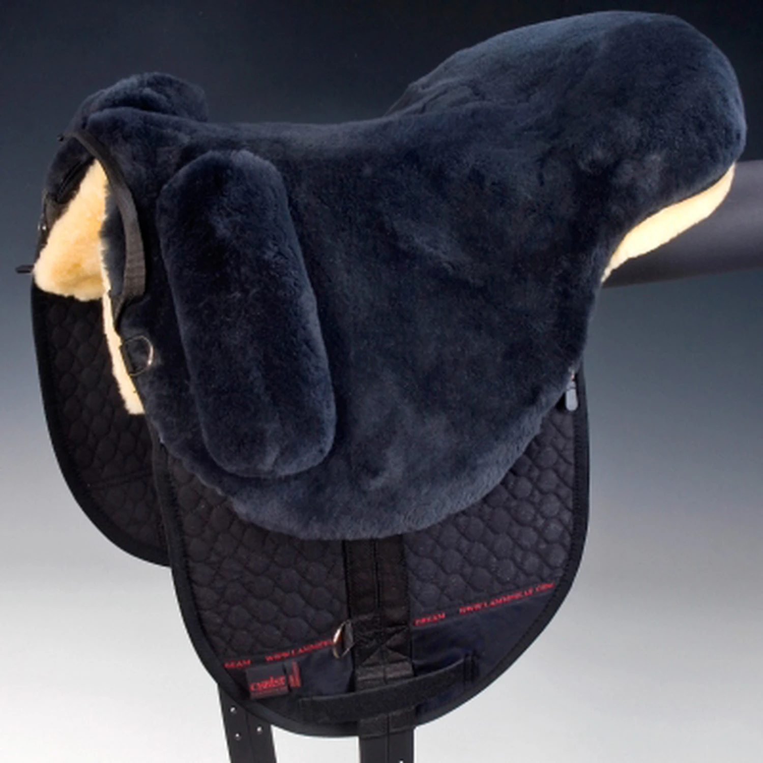 Christ Lammfellsattel Premium Plus 3 Christ Lammfellsattel Premium Plus