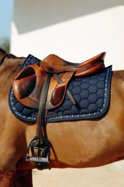 Horze Kaitlin Vielseitigkeitsschabracke Mit Floraler Einfassung -Reitsportprodukte Geschäft 17403 PDB 3