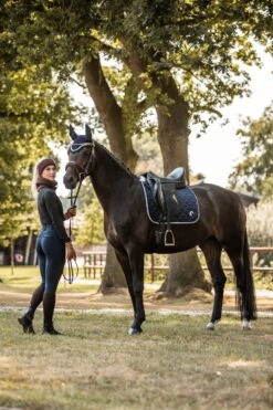 Horze Geneva Dressurschabracke Mit Kunstfell -Reitsportprodukte Geschäft 17436 VDB 4