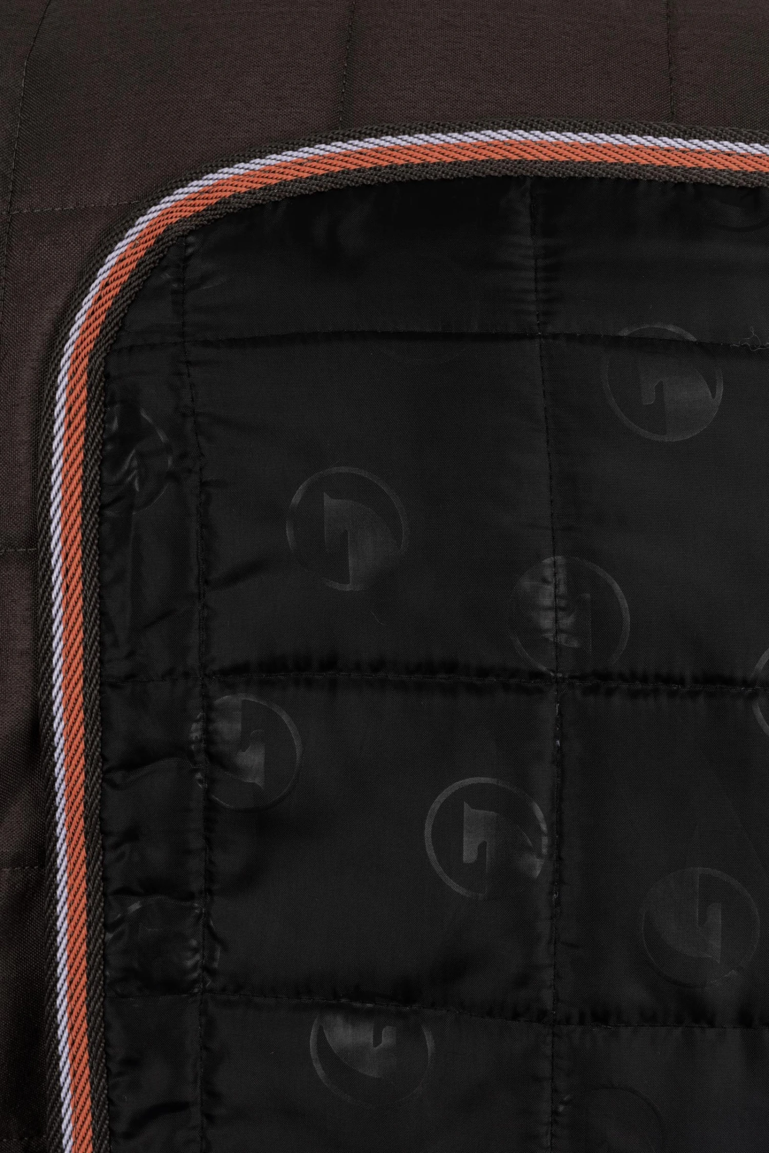 Horze Lucerne Stalldecke, 50g 7 Horze Lucerne Stalldecke, 50g – Bild 5