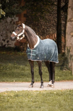 Horze Leigton Teens Collection Fleece Abschwitzdecke Mit Kunstfellkragen -Reitsportprodukte Geschäft 24442 udgr 04