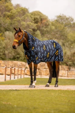 Horze Wicklow Abschwitzdecke Mit Logo Print -Reitsportprodukte Geschäft 24689 590 06
