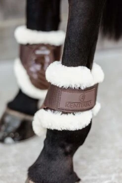 Kentucky Horsewear Vegane Lammfell Streichkappen Für Jungpferde -Reitsportprodukte Geschäft 342512 BR 3