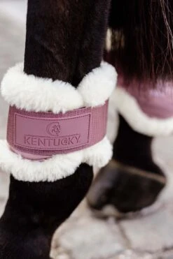 Kentucky Horsewear Vegane Lammfell Streichkappen Für Jungpferde -Reitsportprodukte Geschäft 342512 ORPI 2