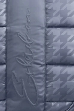 Eskadron Essence 22/23 Big Square Glossy Dressurschabracke 19 Eskadron Essence 22/23 Big Square Glossy Dressurschabracke -Reitsportprodukte Geschäft 342542 DLB 2