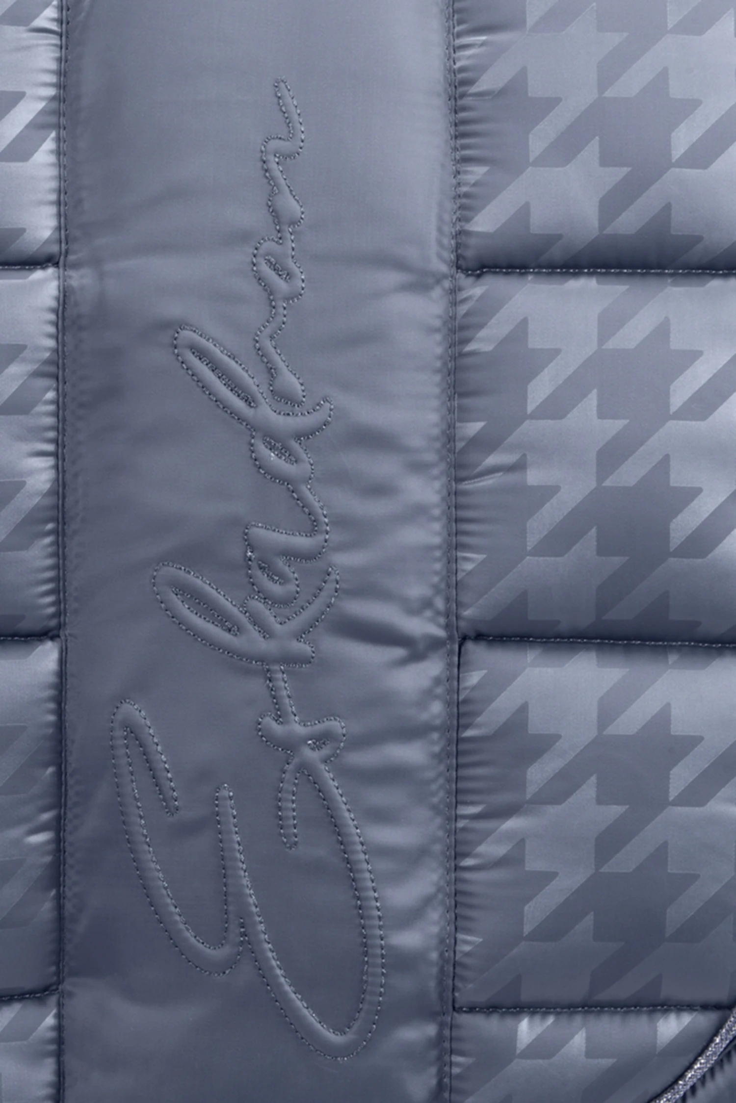 Eskadron Essence 22/23 Big Square Glossy Dressurschabracke 10 Eskadron Essence 22/23 Big Square Glossy Dressurschabracke – Bild 8